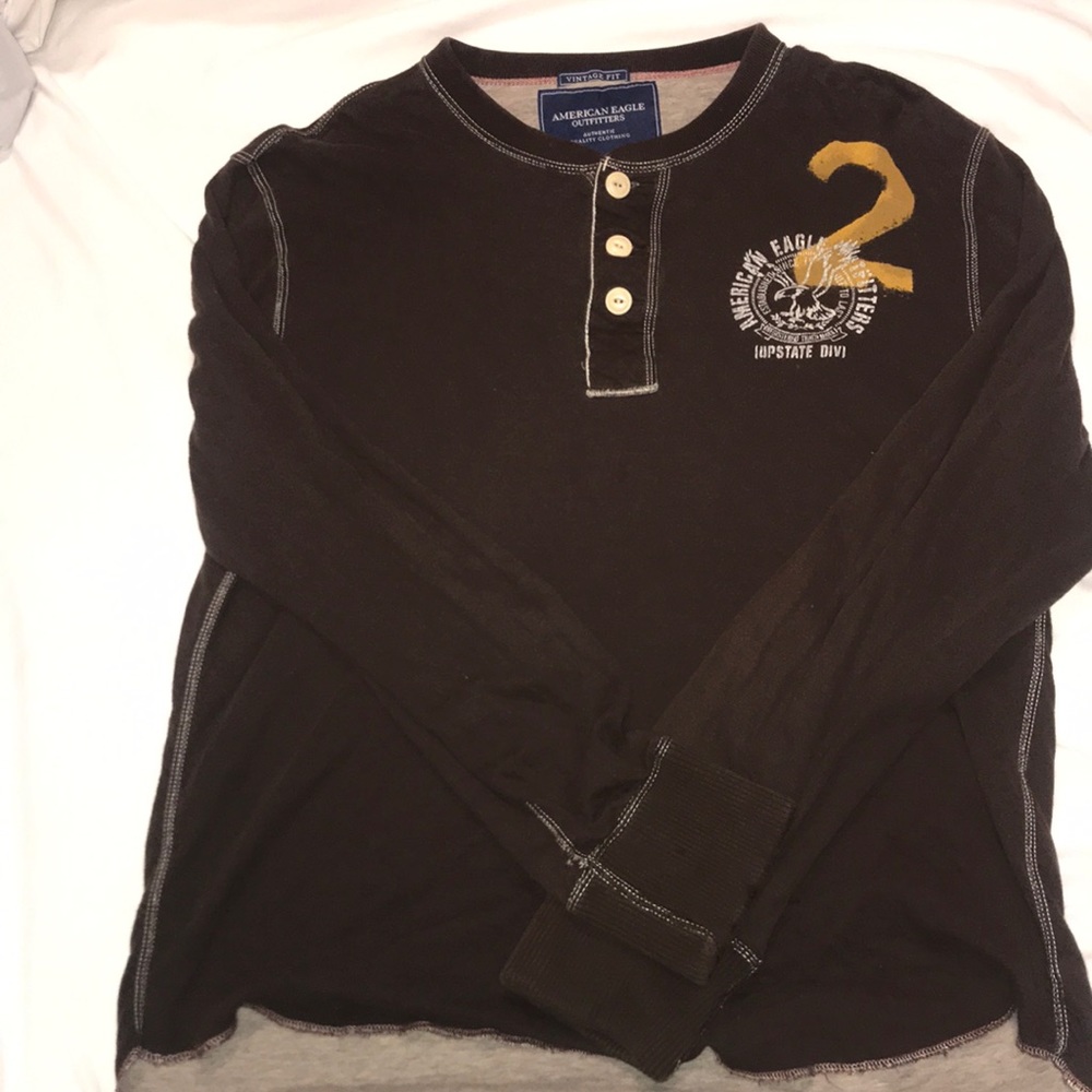 American Eagle Outfitters Vintage Fit Long Sleeve
